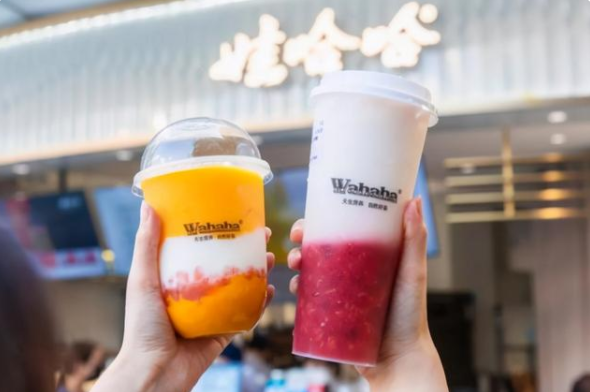 各大奶茶品牌推出椰系列产品，清凉你的夏