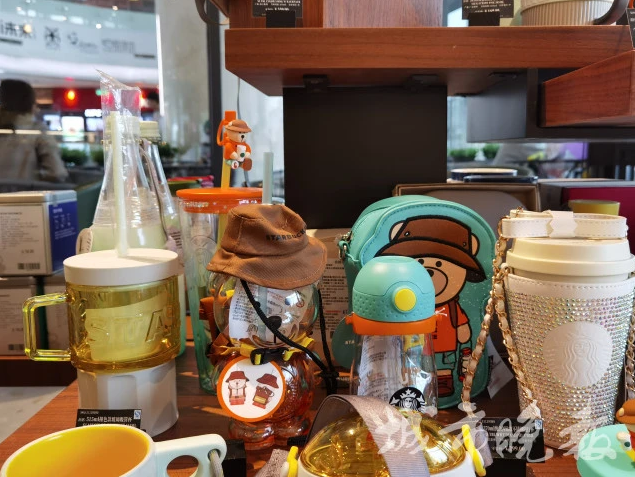自带吸管喝奶茶听说过没?可循环吸管推出后引(图1) 自带吸管喝奶茶听说过没?可循环吸管推出后引关注