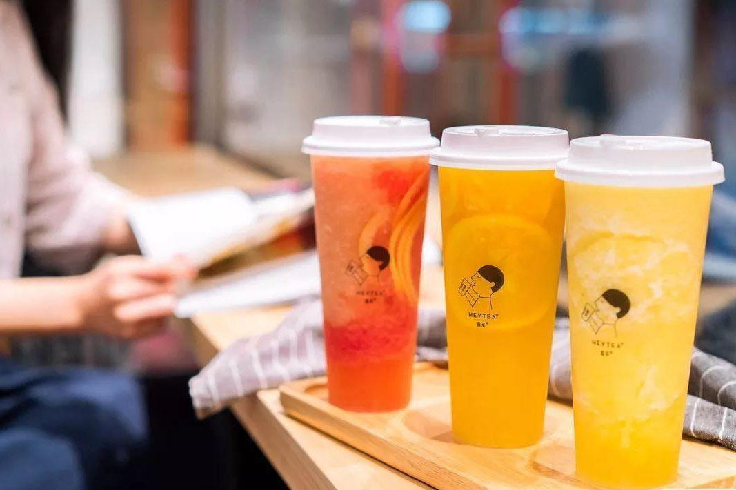 什么?喜茶的小蓝孩logo不保了? 什么?喜茶的小蓝孩logo不保了?